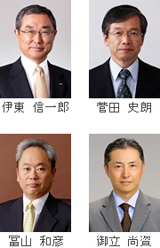 写真： 伊東 信一郎（左上）、菅田 史朗（右上）、冨山 和彦（左下）、御立 尚資（右下）