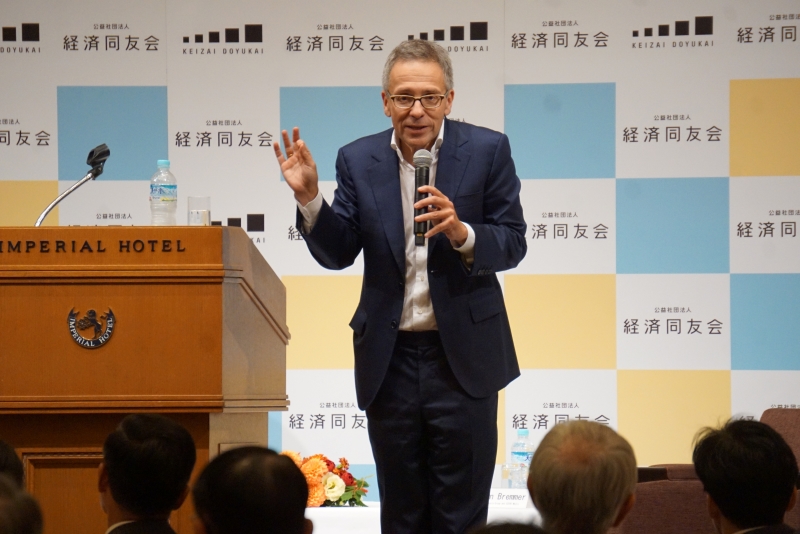 イアン・ブレマー氏.JPG