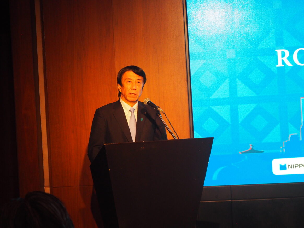 5)斎藤経産大臣の写真.jpg