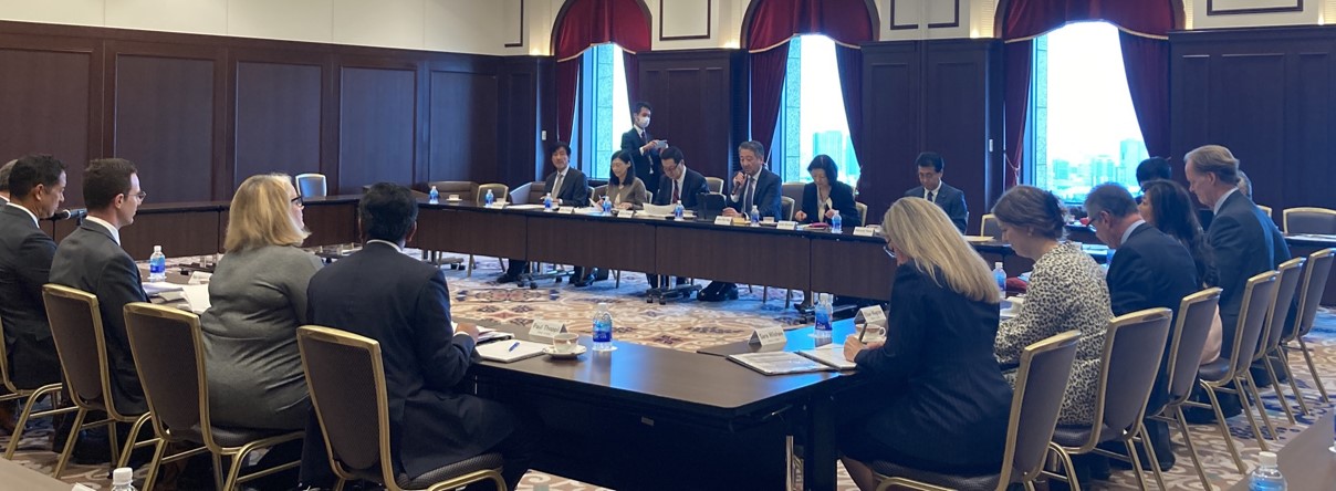 カナダ経営者協議会が、本会グローバル化推進委員長と意見交換をしました（10/31）。
